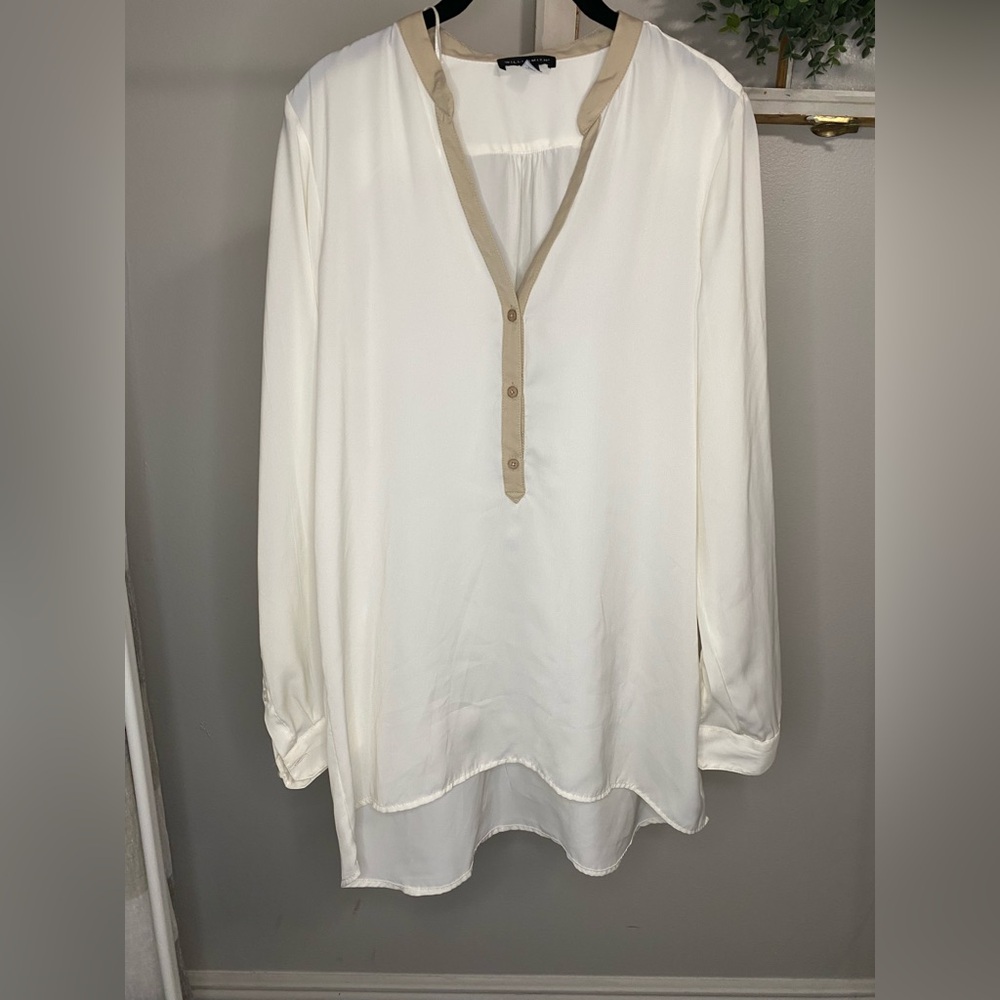 Willi Smith Cream and Tan Button-Up Blouse size medium